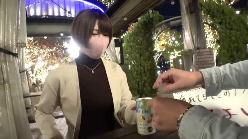 素人娘のセクパコ体験！デカ乳輪と喉奥ディープスロートが織りなす官能の世界