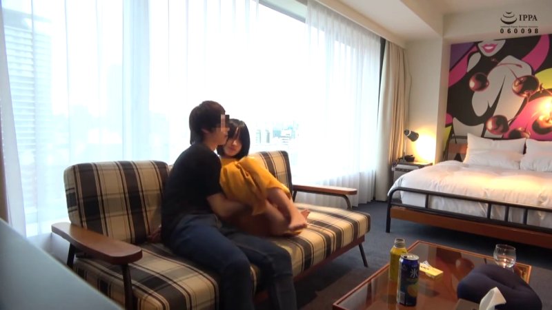 カップルが繰り広げるエロSEX！清楚系美少女のドMフェラと潮吹きが凄い