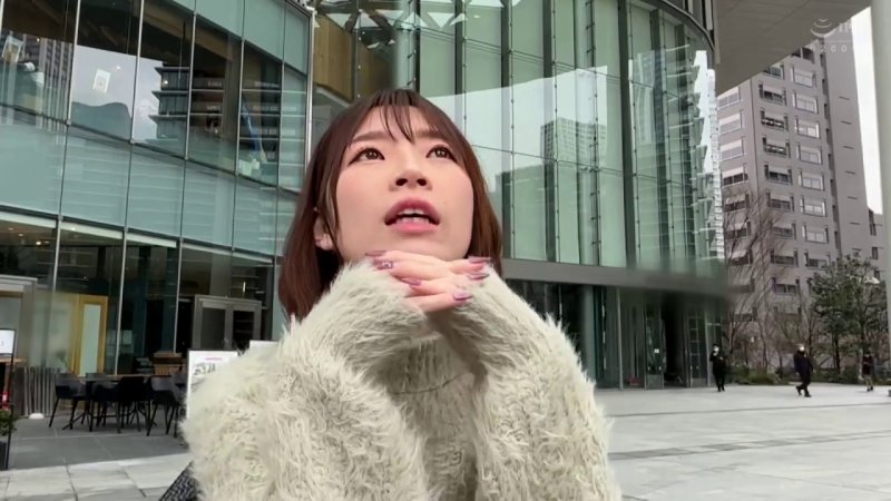 彼氏の友人に寝取られるスレンダー彼女！同棲二年目のれいな、他人棒のガン突きにヒーヒー喘ぐ